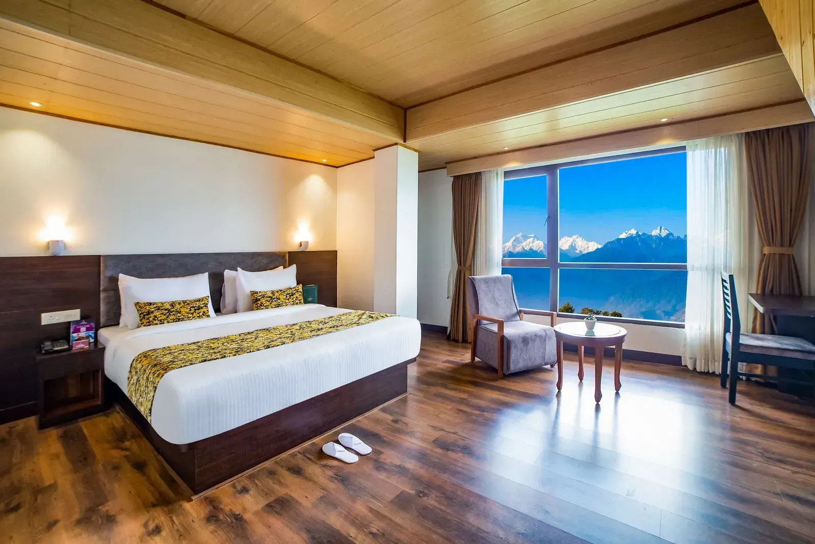 Premium Rooms & Suites in Pelling