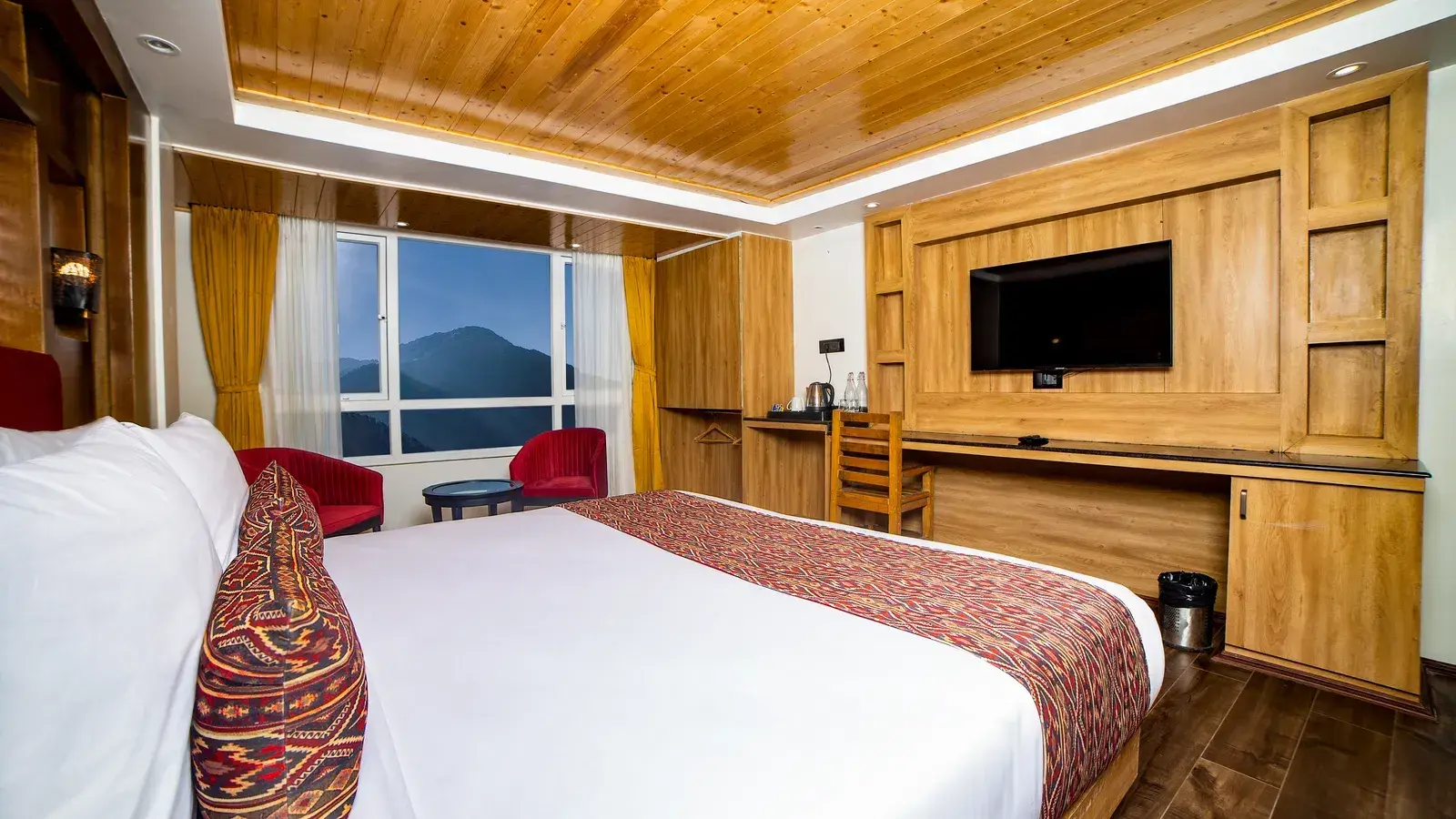 Yashshree Premium View Room