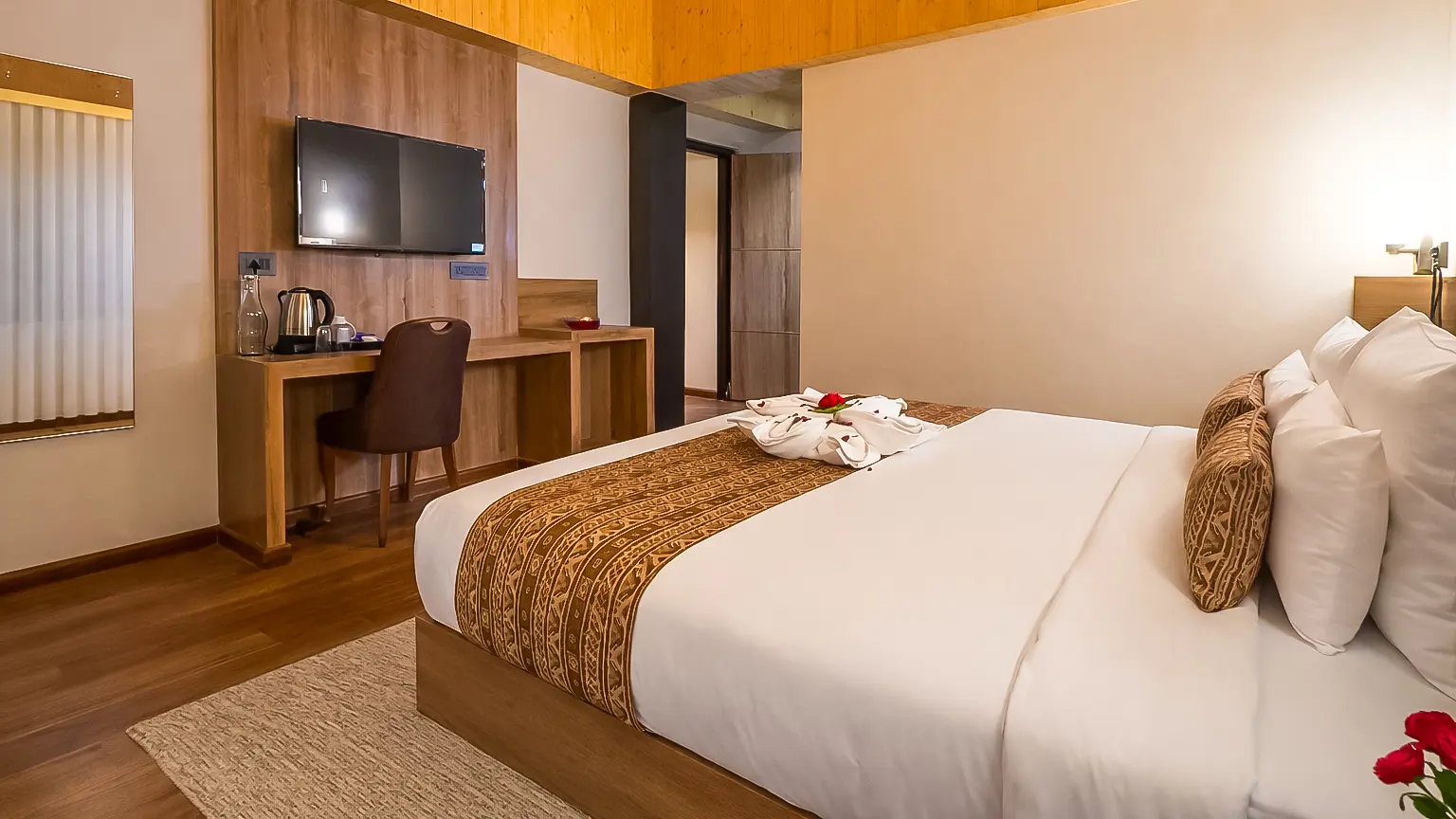 Family Cottage with Balcony